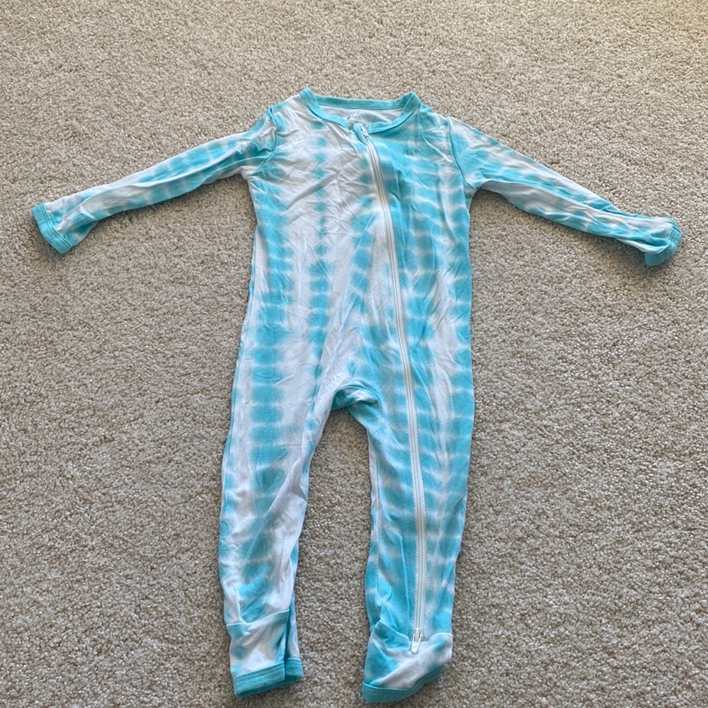 Great condition kyte baby onesie